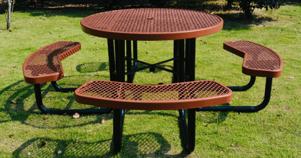 Brown Expanded Metal Round Picnic Table,